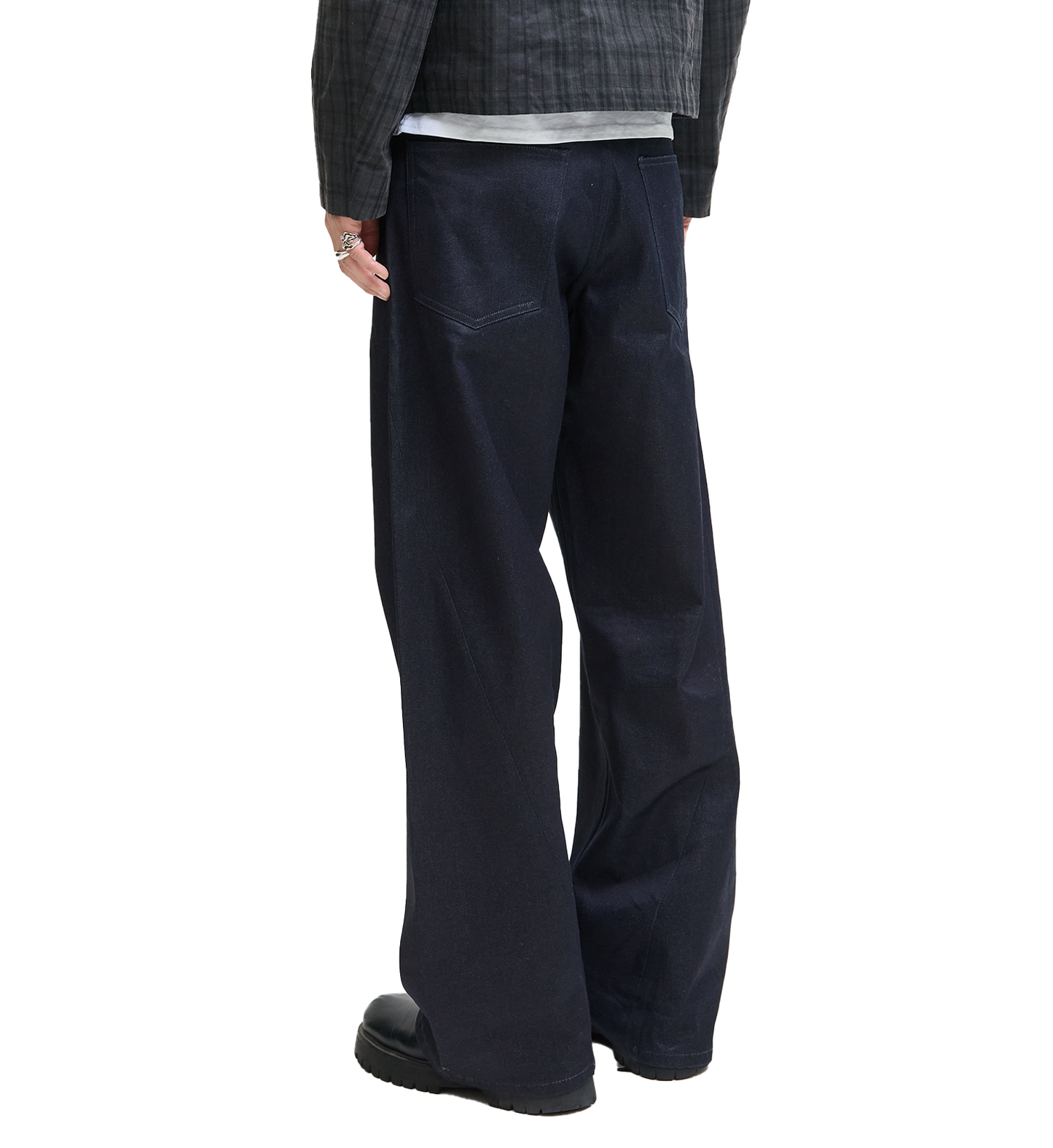 CURVED SEAM JEANS
